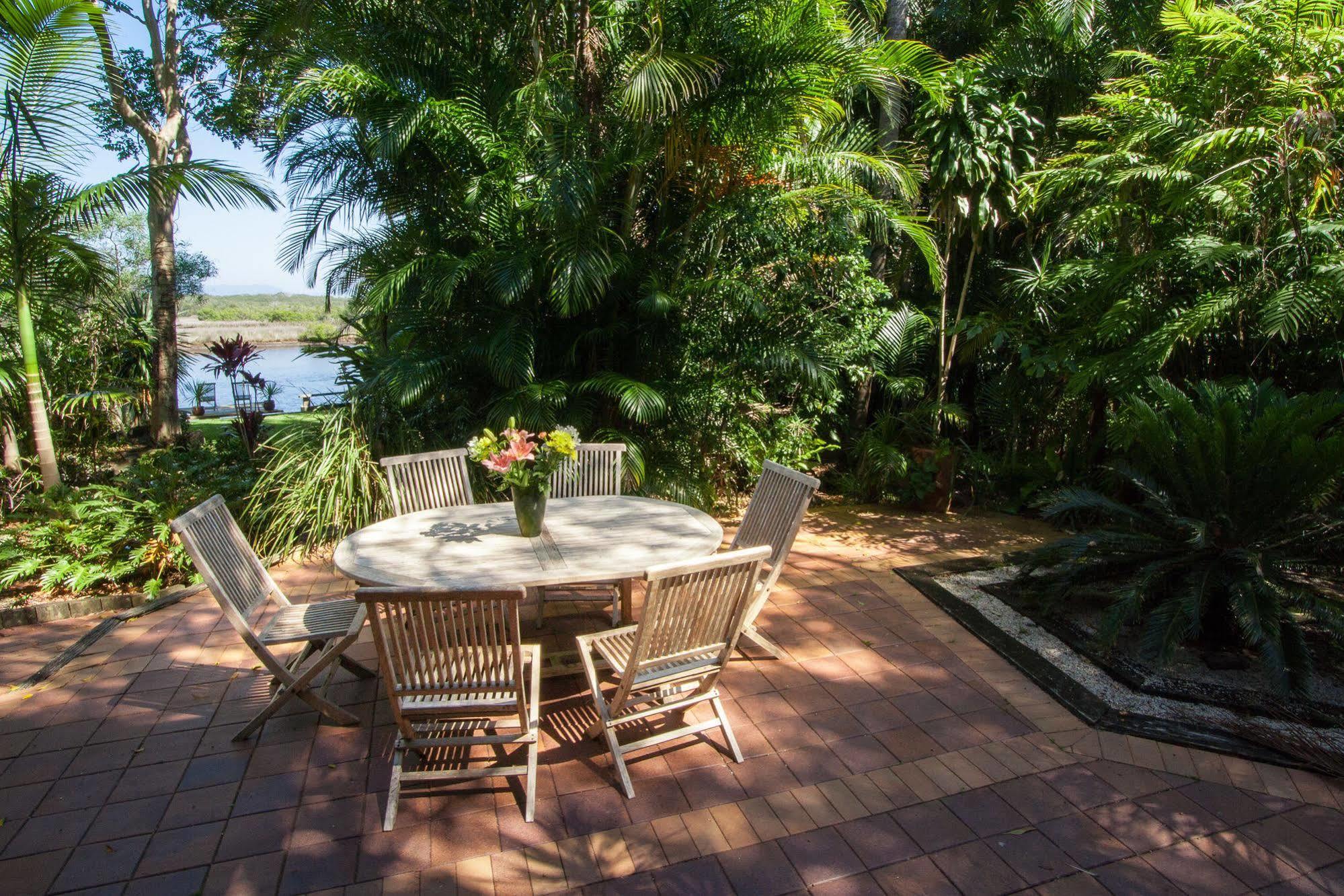 A Beach House At Byron Byron Bay Exterior foto